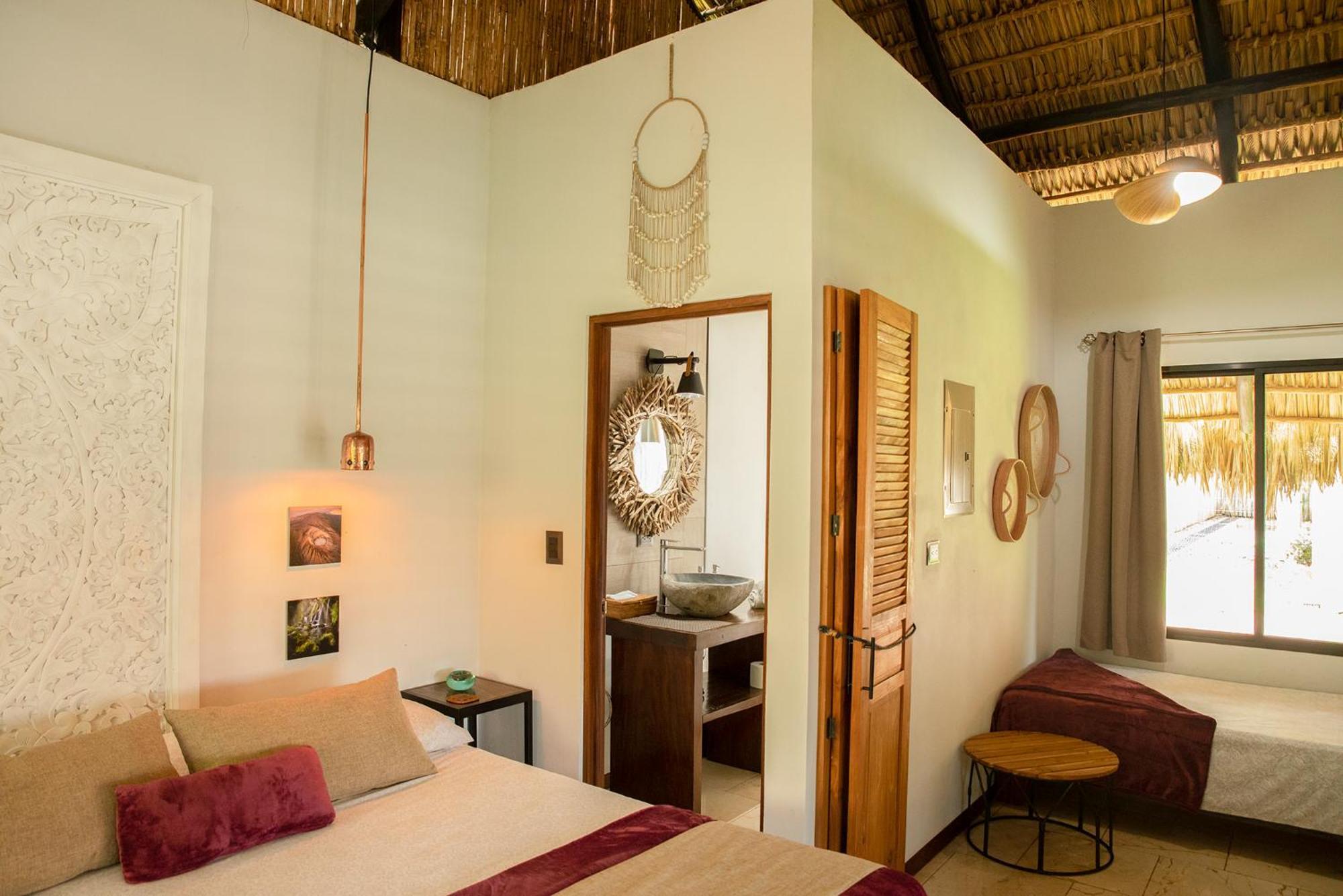 La Quebrada Eco Lodge Hotel Boutique Potrero  Rum bild